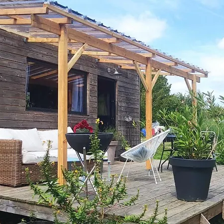 Tiny House Bucolique Hotel Saint-Brieuc-de-Mauron Exterior photo